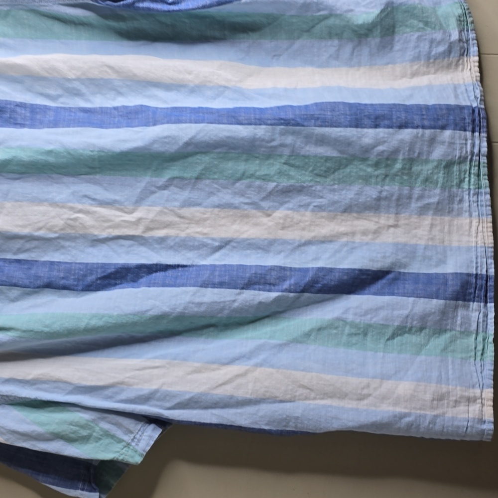 American Eagle Striped Button Up Resort Shirt Large - Picture 10 of 11